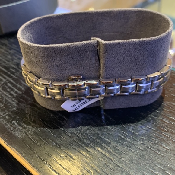 New watch - Picture 3 of 4